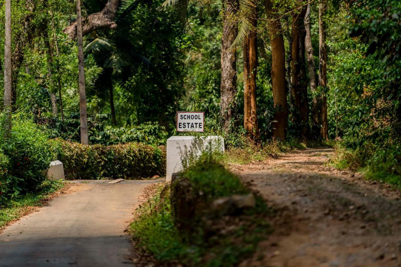 Belvilla The School Estate- Luxury Heritage Home In 200 Acres Madikeri Exterior photo